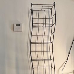 Wavy Metal Shelf 