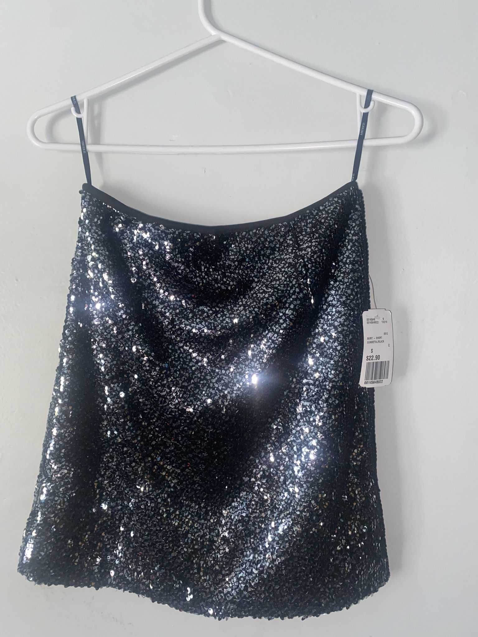Forever 21 Size Small Sparkly Black Skirt 