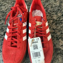 Brand new - Women’s 8 Men’s 6 1/2 Red Sambas 