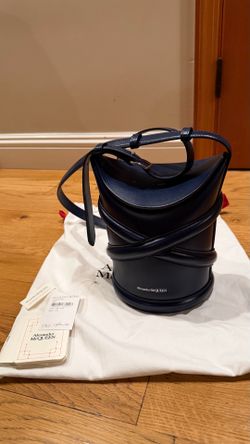 Alexander McQueen small The Curve shoulder bag (navy)