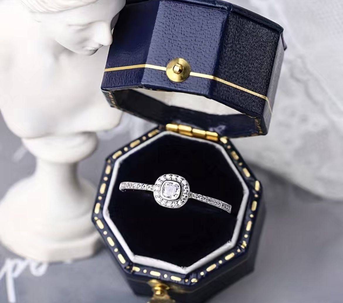 925 Sterling Silver Ring 9 Size