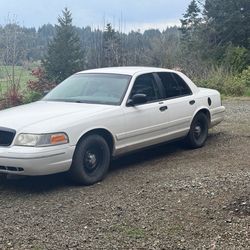 1999 Ford Crown Victoria