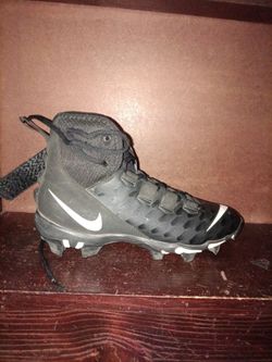 Football cleats
