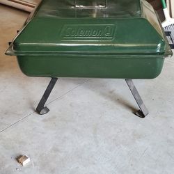 Strudy Grill