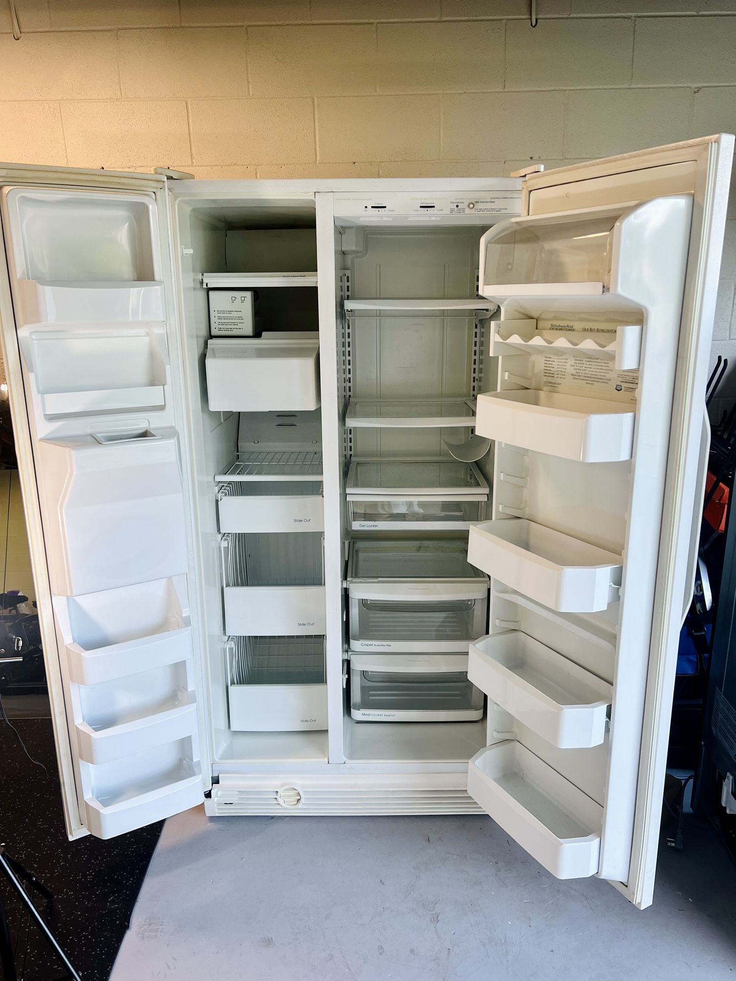 KitchenAid SUPERBA REFRIGERATOR 