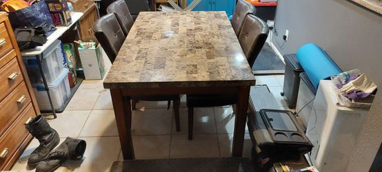 Dining Table Set with 4 Chairs