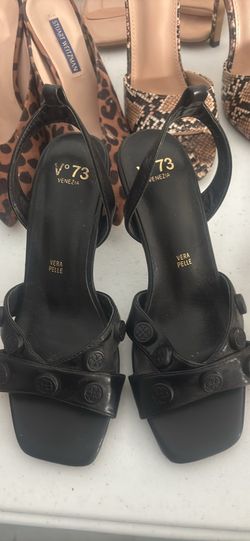 Black small heel shoes Vintage
