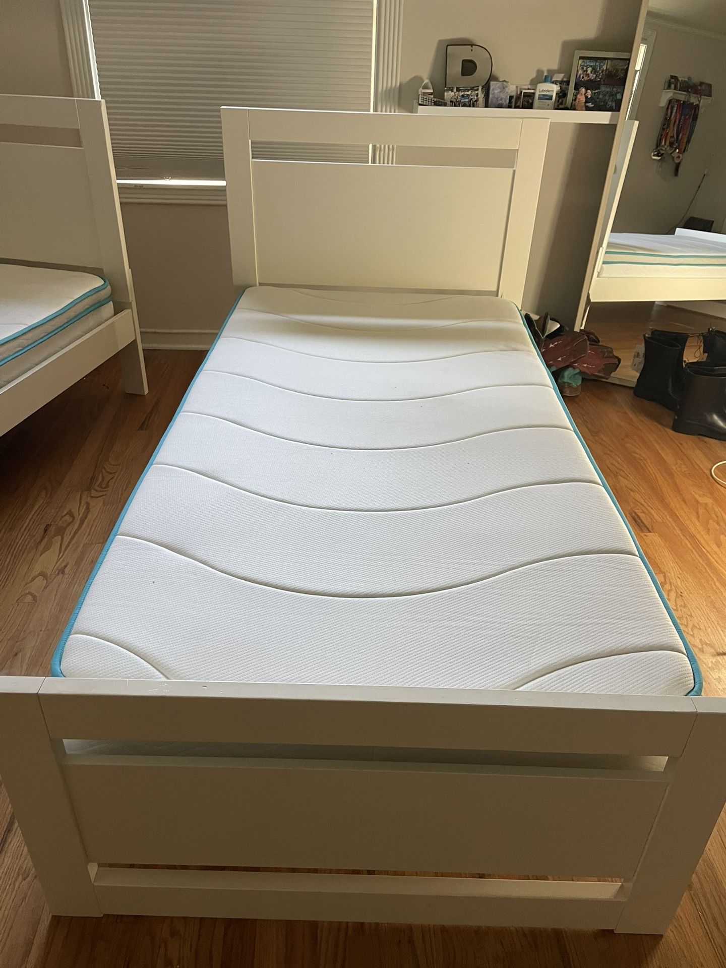 Twin Bed