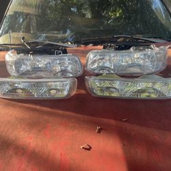 headlight for a silverado bubble eye 99-06