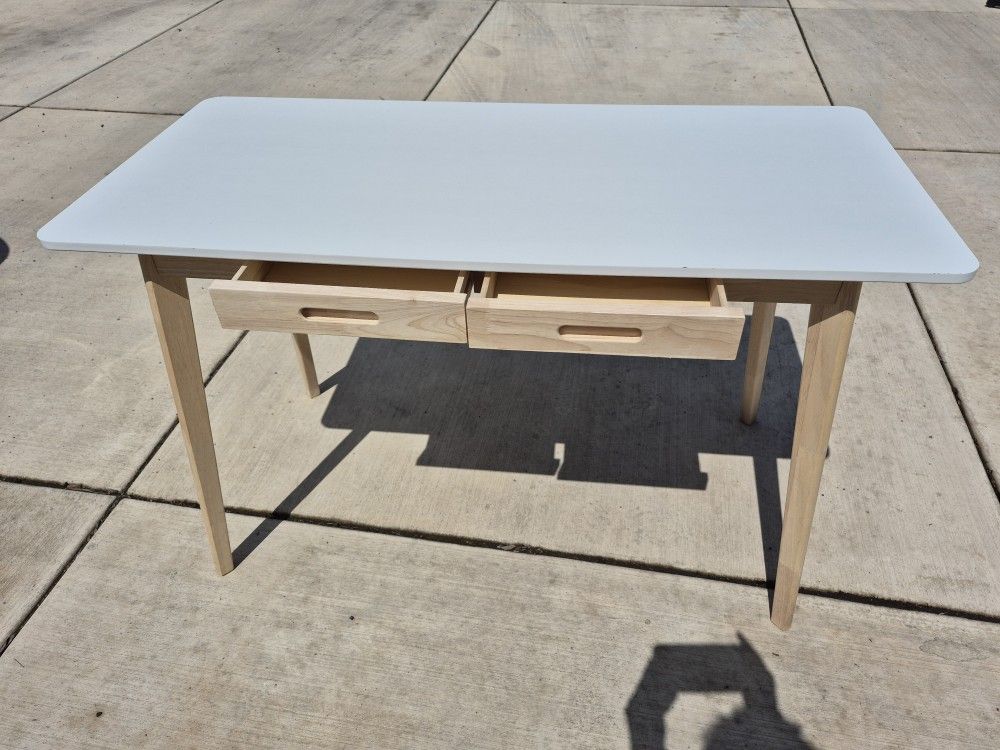 White Desk