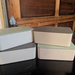 4 Baby Diaper Wipe Dispensers / Containers - Everett, Wa