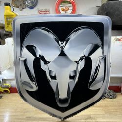 Dodge Ram Logo