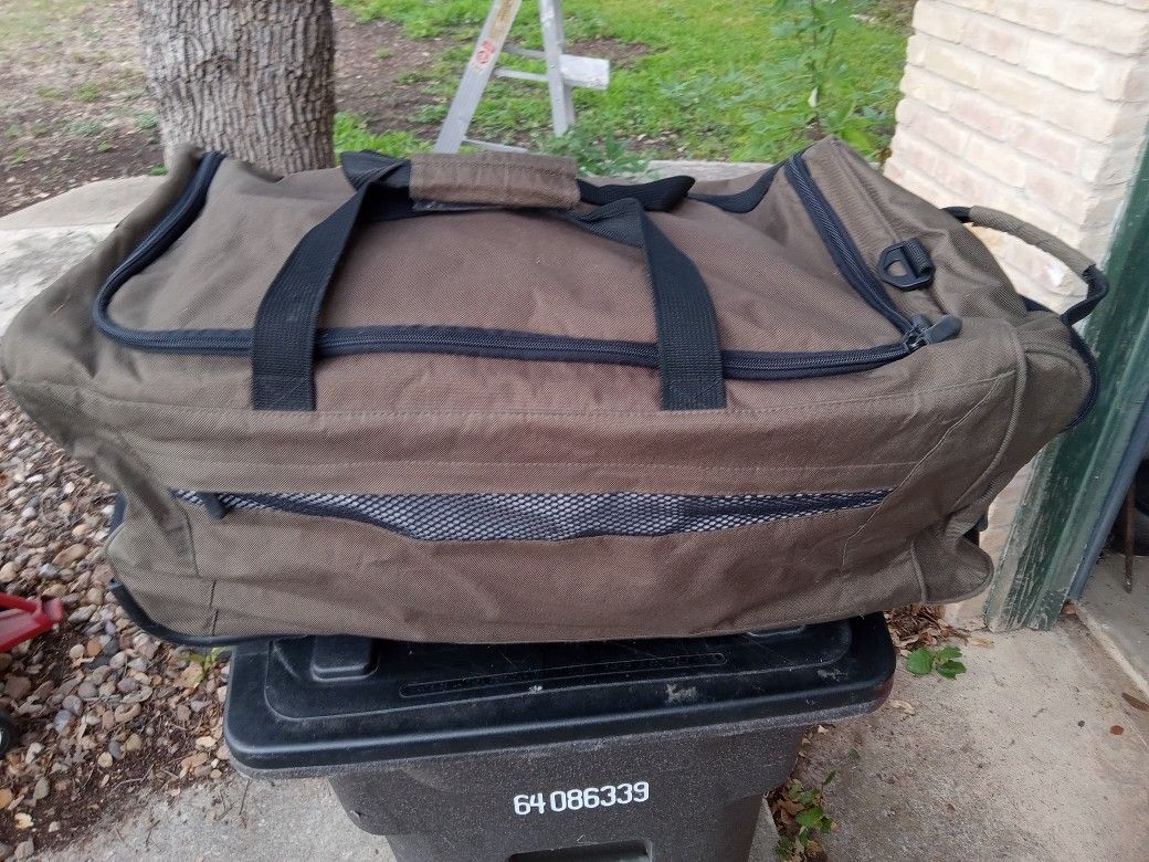 Eddie Bauer rolling duffle bag