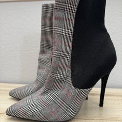 Steve Madden Heel Women Boots Size 6