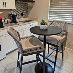 Cute Bistro Set Farmhouse Style