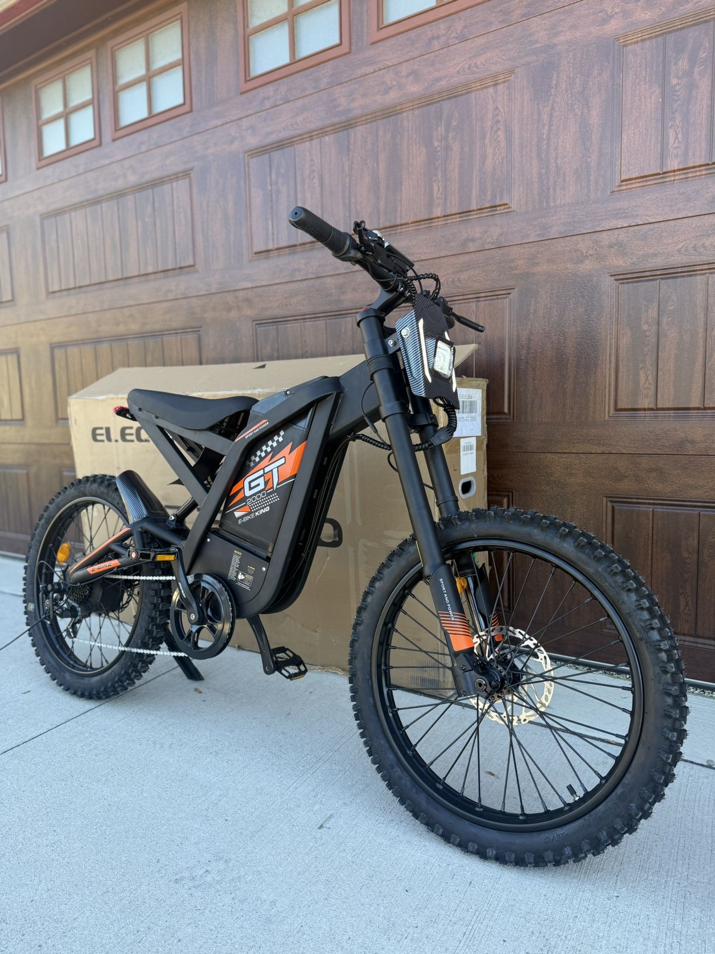 BRAND NEW ELECTRIC DIRTBIKE