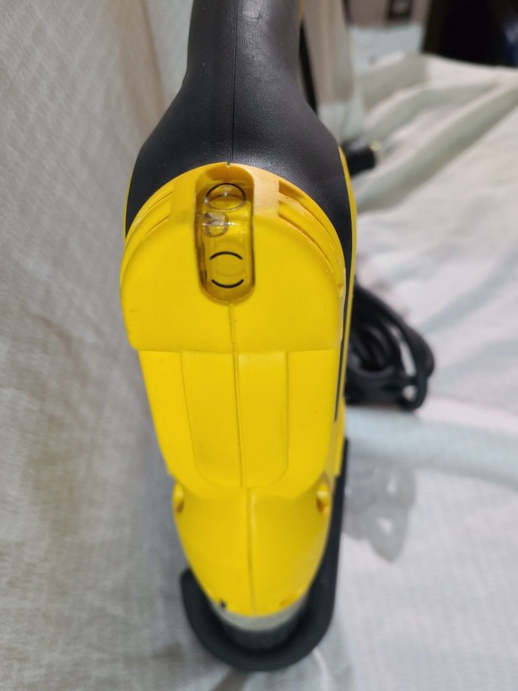 Dewalt 3/8in Keyless Corded Drill
