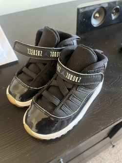 jordan 11 space jams