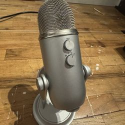 Blue Yeti Microphone