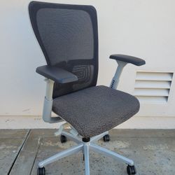 Haworth Zody Task Office Chair, Computer Desk Ergonomic Mesh, High End chair