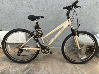 Women’s Specialized Expedition Sport 15.5 Bicycle Excellent Cond with all extras!!