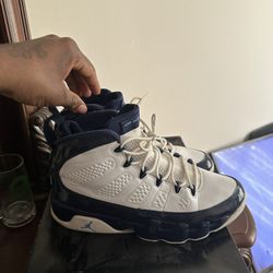 Size 9.5 