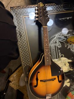 Rogue A-Style Mandolin Sunburst