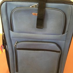 Medium Suitcase