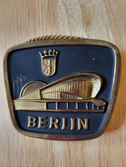 Berlin belt buckle