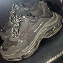 Balenciaga Men Shoes 