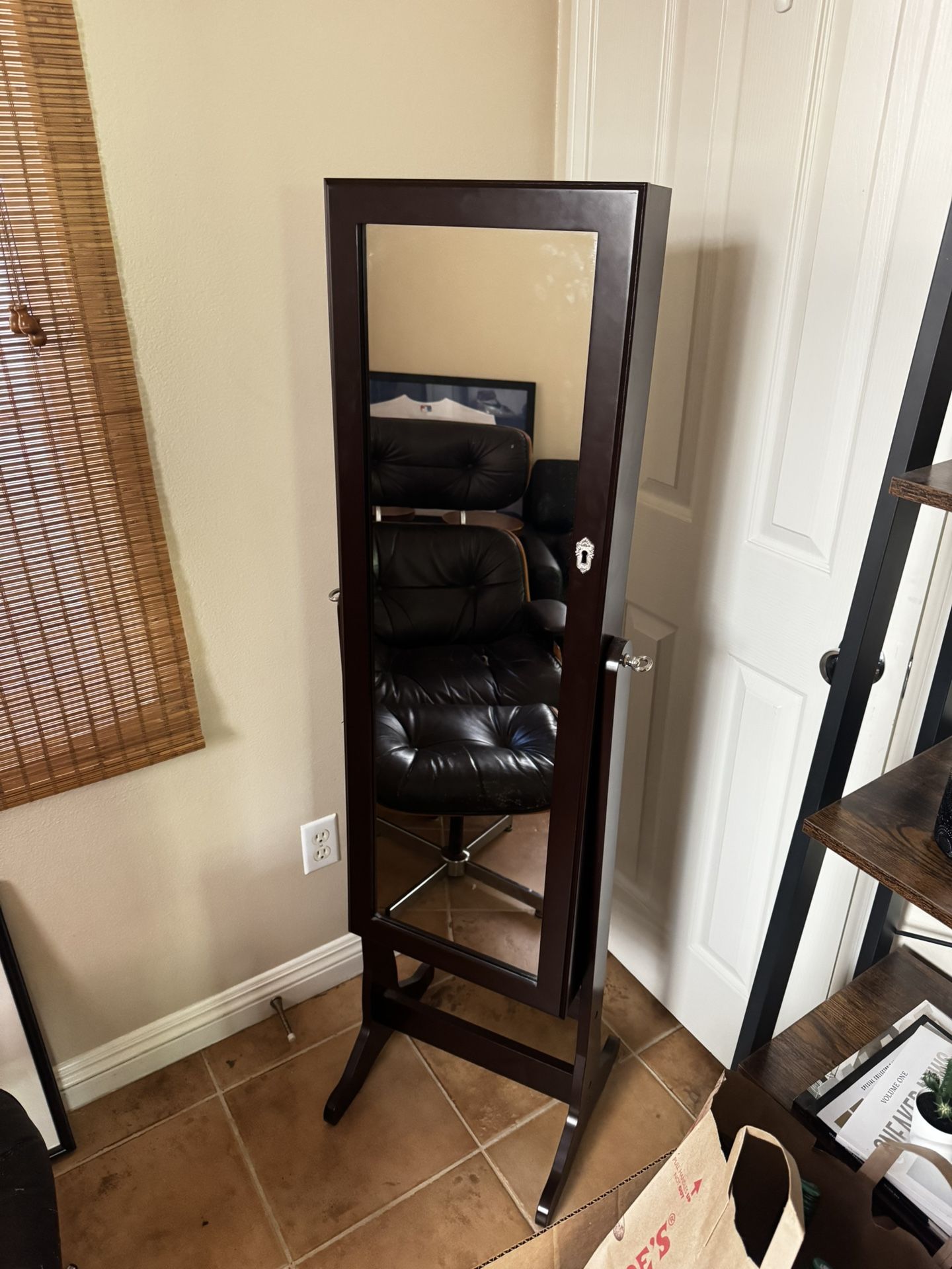 Jewlry Mirror Great Condition!