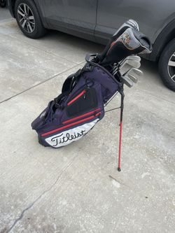 Titleist Irons Golf Set With Titleist Bag