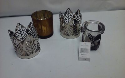 4 small candle holders