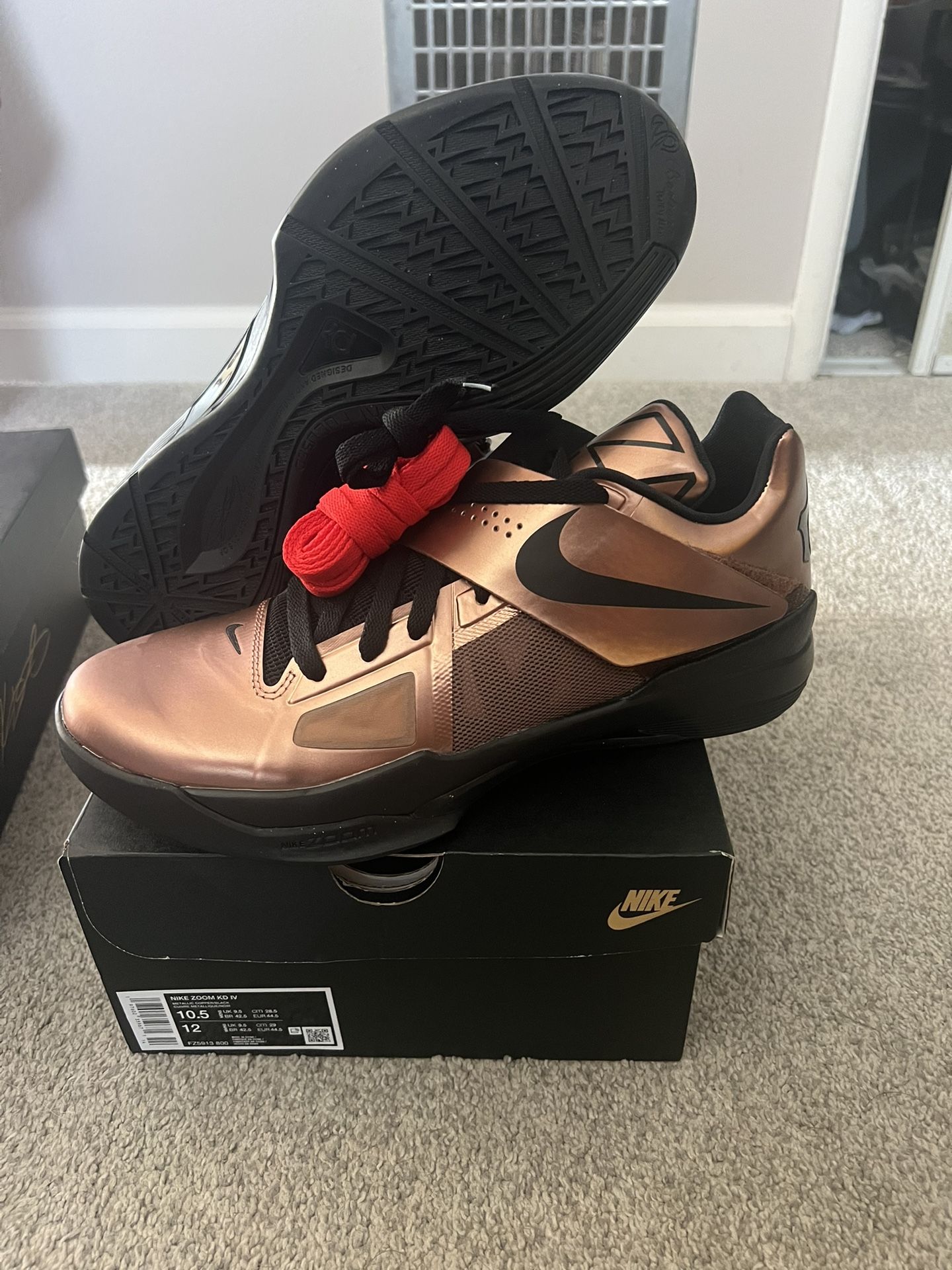 SZ 10.5 - brand New KD 4 Cooper “Christmas”