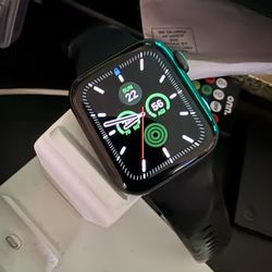 Apple Watch Series 5 40mm 
