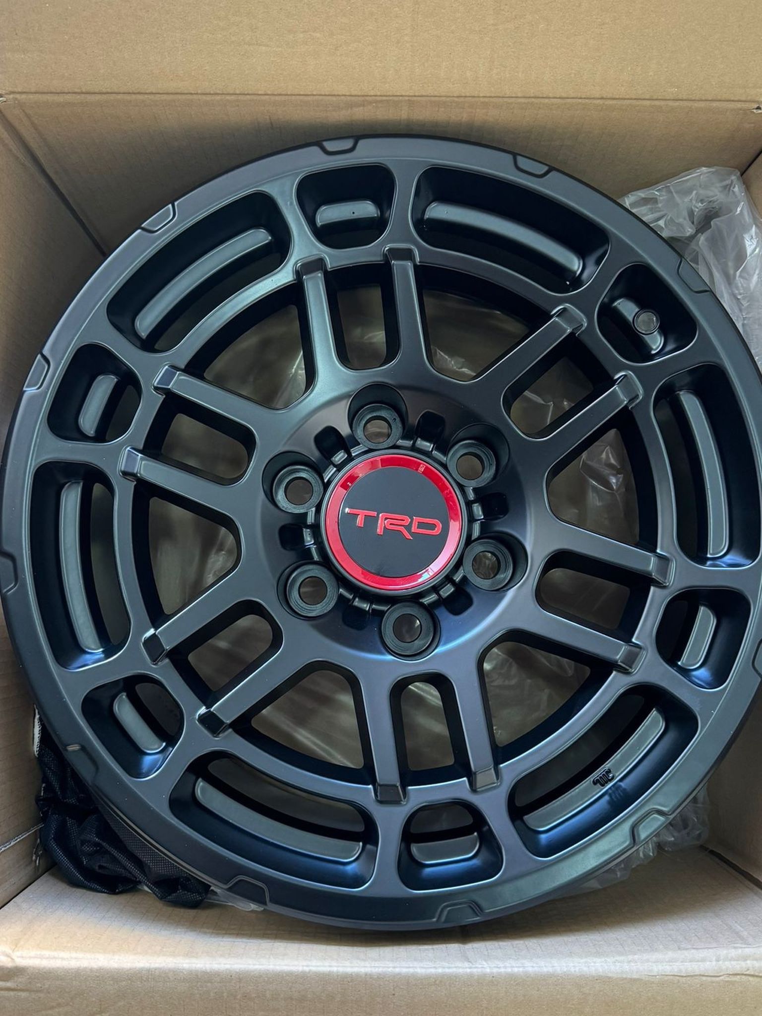 Rims 17 Trd 6 Lugs 139.7 mm