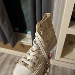 American Eagle Converse