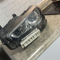 Q50  light Driver Side