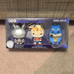 Looney Tunes Character Keychain Figural EXCLUSIVE Backpack Clip-On Buddy Set