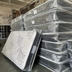 Set Twin Size Mattress And Box Spring 