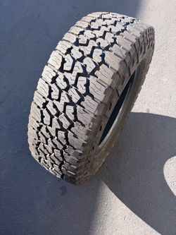 (1) 265/70R18 Falken Wildpeak A/T