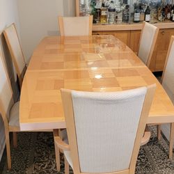 Dining Room Table/Chair Set With Matching Hutch
