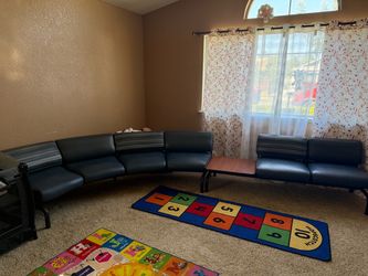 Curved Waiting Room Seating Set