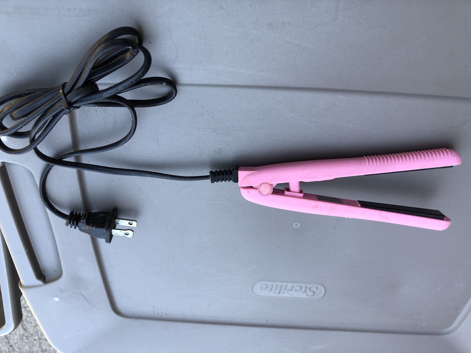 Hot Beauty Pink Professional Series Flat Iron