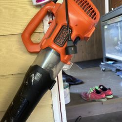Leaf Blower