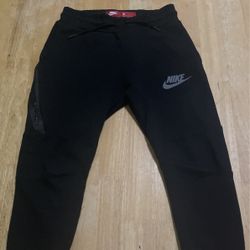 Nike Boys Joggers Size Xs