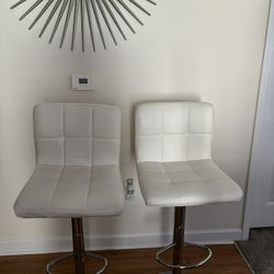White Bar Stools 