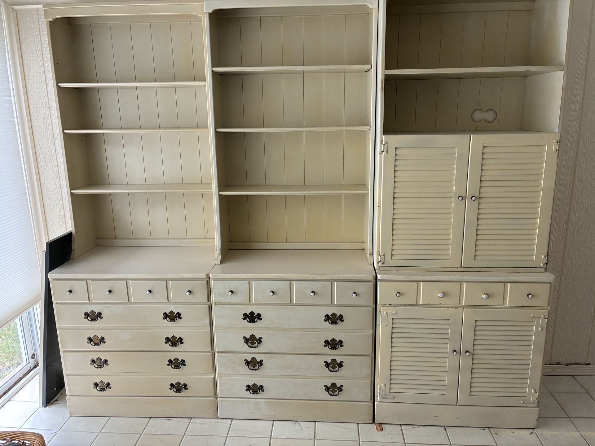 4 Ethan Allen Drawer Cabinets With Shelves