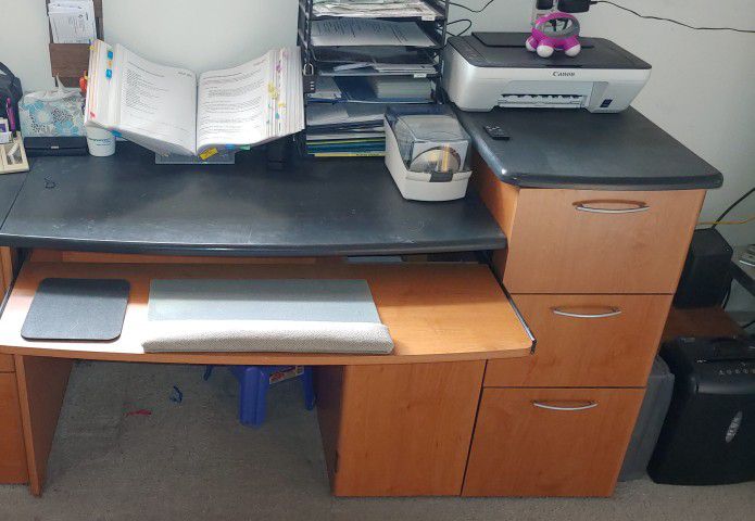 Desk & File Cabinet