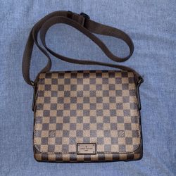 Louis Vuitton Damier District PM Shoulder Bag Brown Damier ebene 